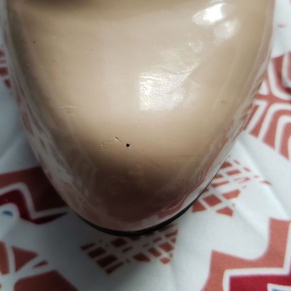 Patent leather nude heels - Picture 4 of 5